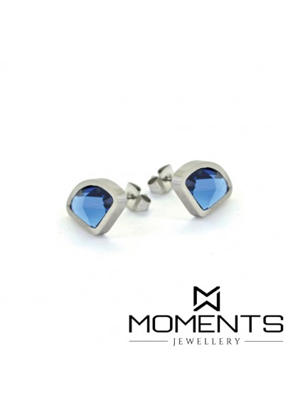 PENDIENTES EN ACERO MATE CON CRISTAL AZUL FACETADO